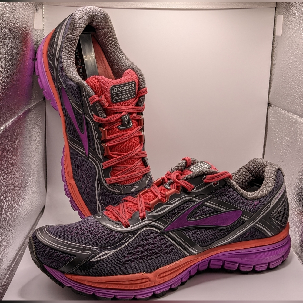 Brooks Ghost 8th Edition Womens Running Shoes Gray purple Pink Size 9.5